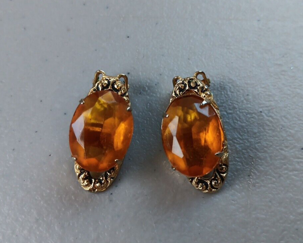 VTG Clip On Earrings Amber Oval Old Money Quiet Luxury OOAK
